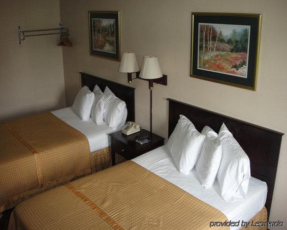 لينشبرج Timberlake Motel الغرفة الصورة